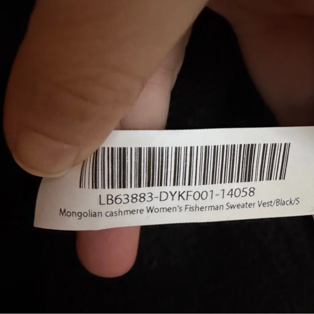 NWT! QUINCE Women’s Mongolian Cashmere Fisherman
Sweater Vest Black Size Small - Picture 8 of 11